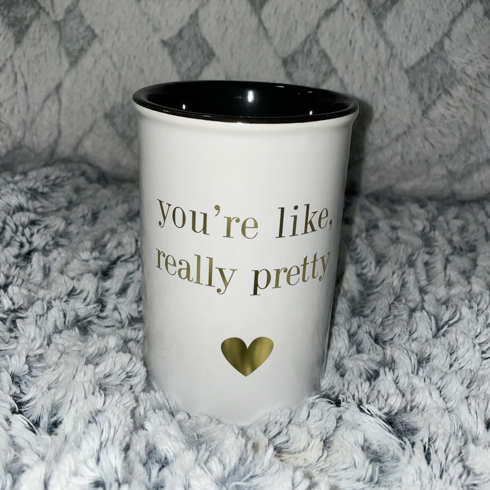 make up brush holder